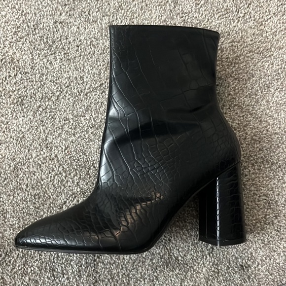 Raid Ankle Boots, Size 9 - Picture 3 of 3